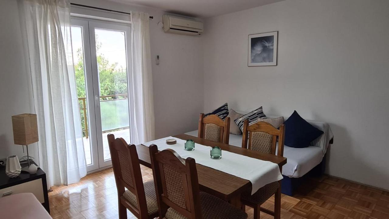 Apartmani Jelena Petrcane Esterno foto