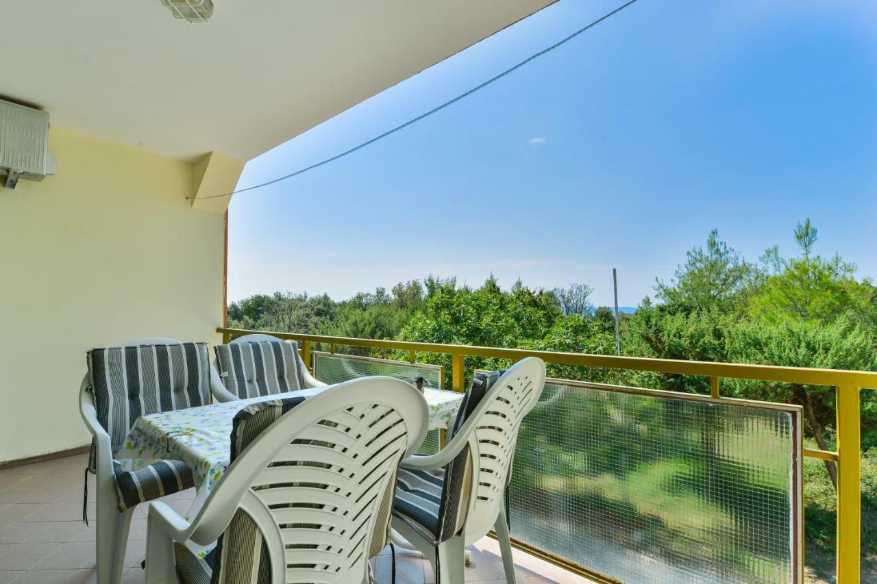 Apartmani Jelena Petrcane Esterno foto